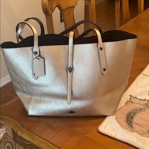 Coach tote